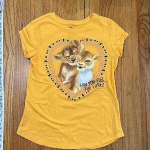 Disney Lion King shirt sleeve tshirt, girls size L 10-12 “can you feel the love”